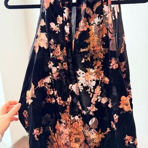 Gimmicks by Buckle Tunic